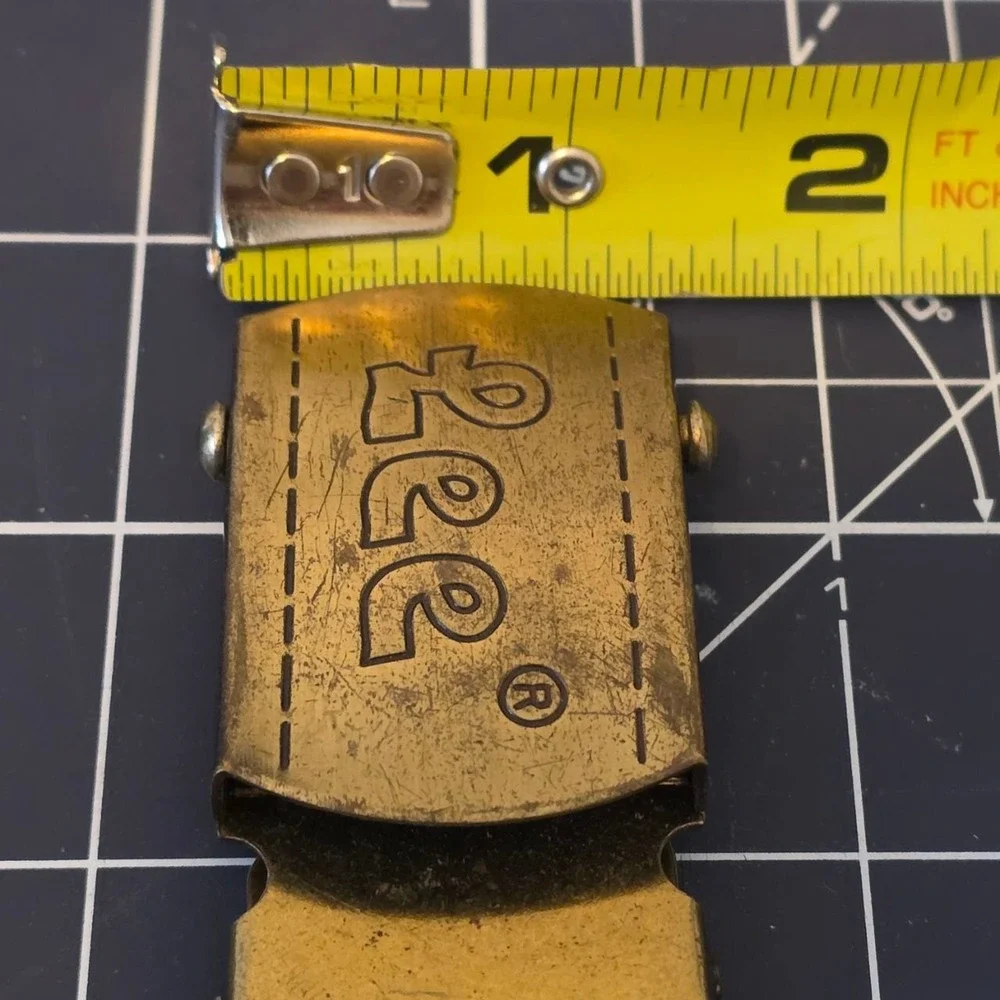 Vintage Lee Heavy Duty Belt Buckle Brass Tone Metal Adjustable Strap‎ Loop